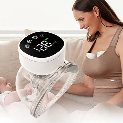 Maman et bébé avec tire lait double utilisation
