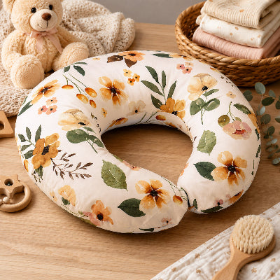 Coussin d'allaitement sur une table